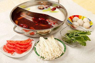 《女神异闻录5：战略版》评测：更适合P5粉丝体质的战棋游戏